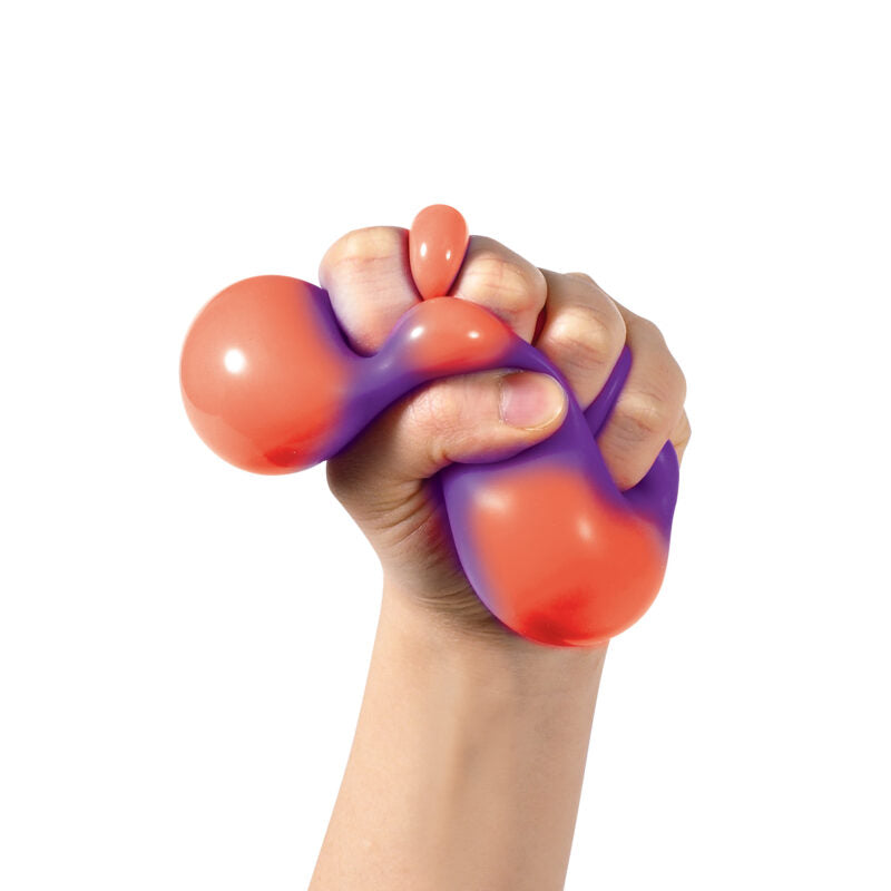 NeeDoh Color Change Squeeze Heart - US 5820